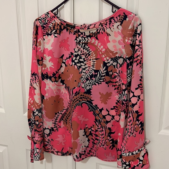 Talbots Pink & Navy Floral Print Tie Sleeve Button Back Blouse - Picture 8 of 8